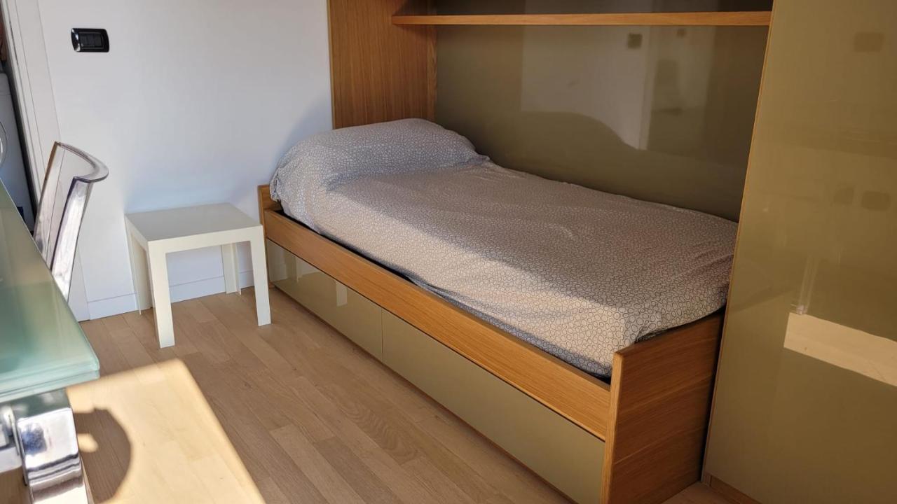 Meda Cozy Flat Apartment Milano Ngoại thất bức ảnh